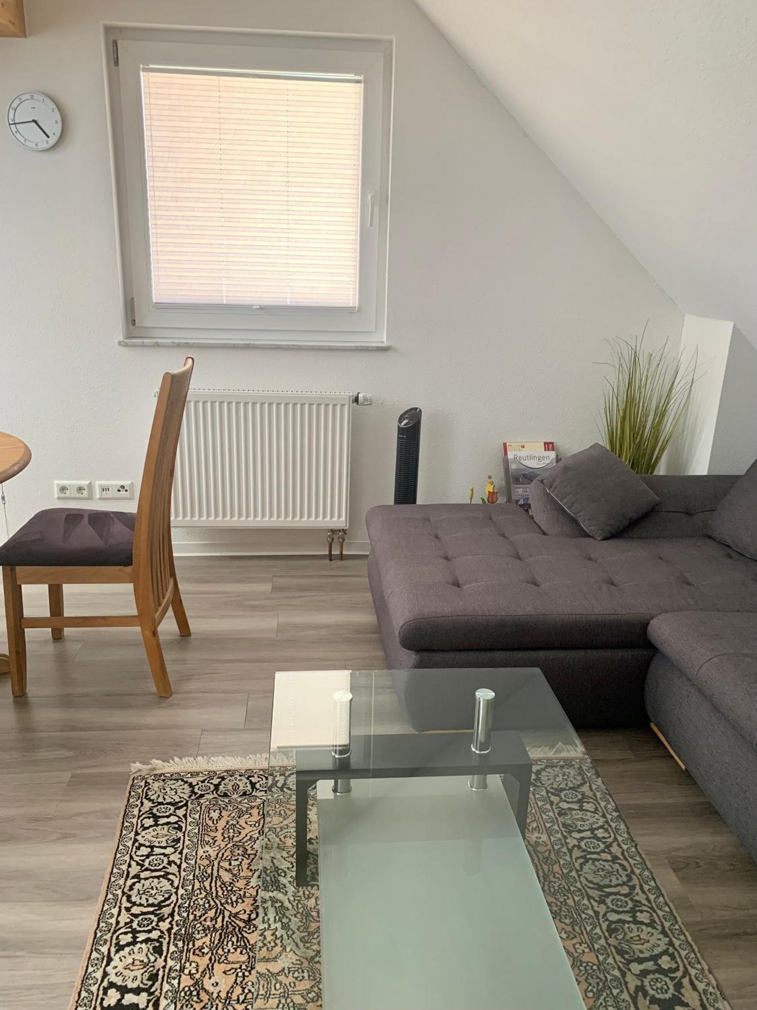Gaeste-Appartement-Kirsammer Eningen unter Achalm Exterior foto