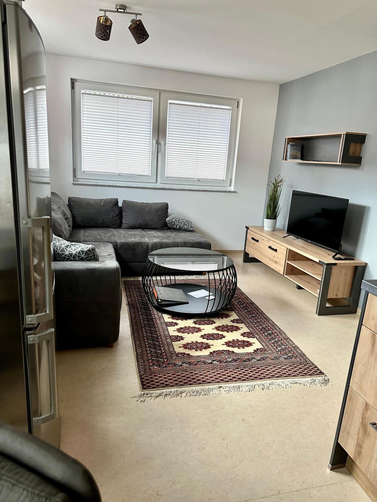 Gaeste-Appartement-Kirsammer Eningen unter Achalm Exterior foto